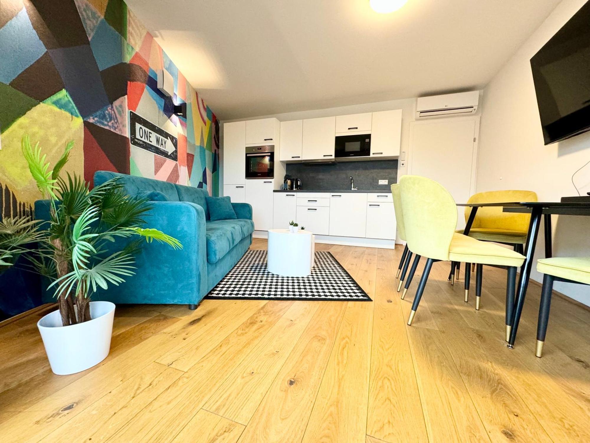 Kreative Wohnung Mit Balkon Vienne Extérieur photo